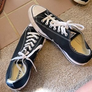 Mens converse size 10